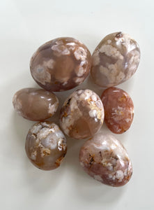Flower Agate Palm Stone