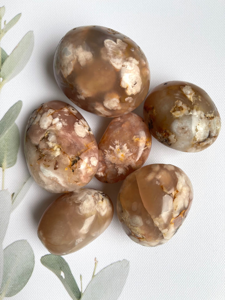 Flower Agate Palm Stone