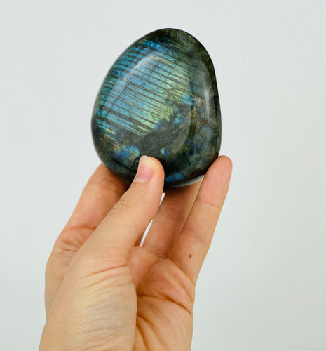 Labradorite - Palm Stone