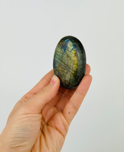 Labradorite - Palm Stone