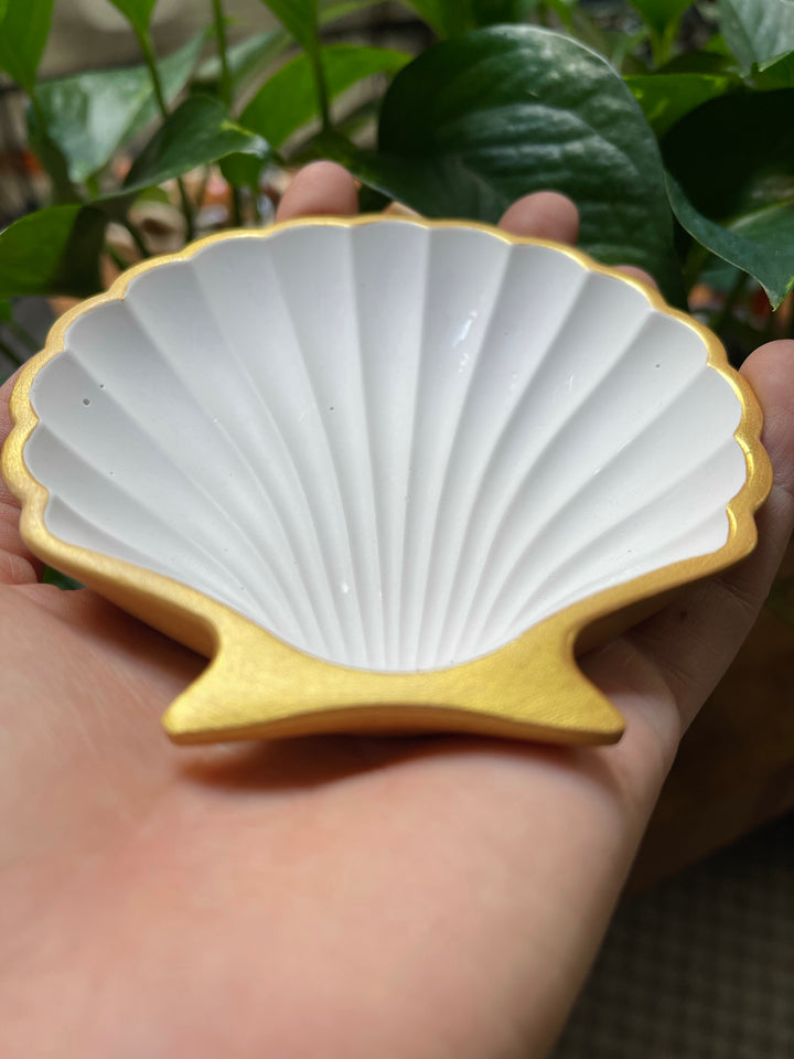 Sea Shell Plate - Gold